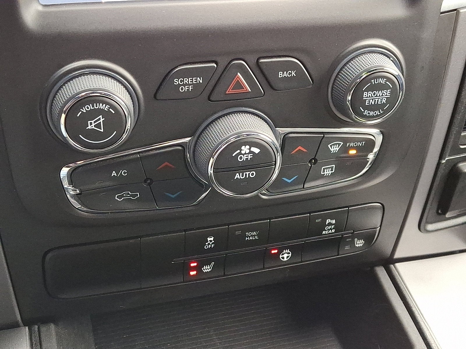 2024 RAM 1500 Classic SLT