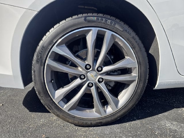 2024 Chevrolet Malibu 2LT