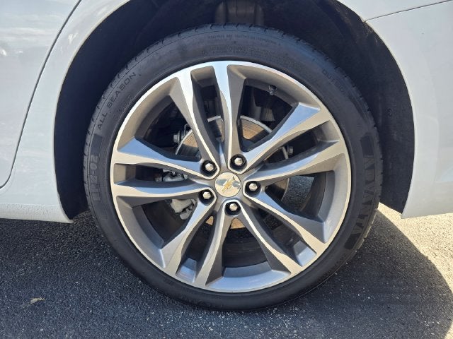 2024 Chevrolet Malibu 2LT