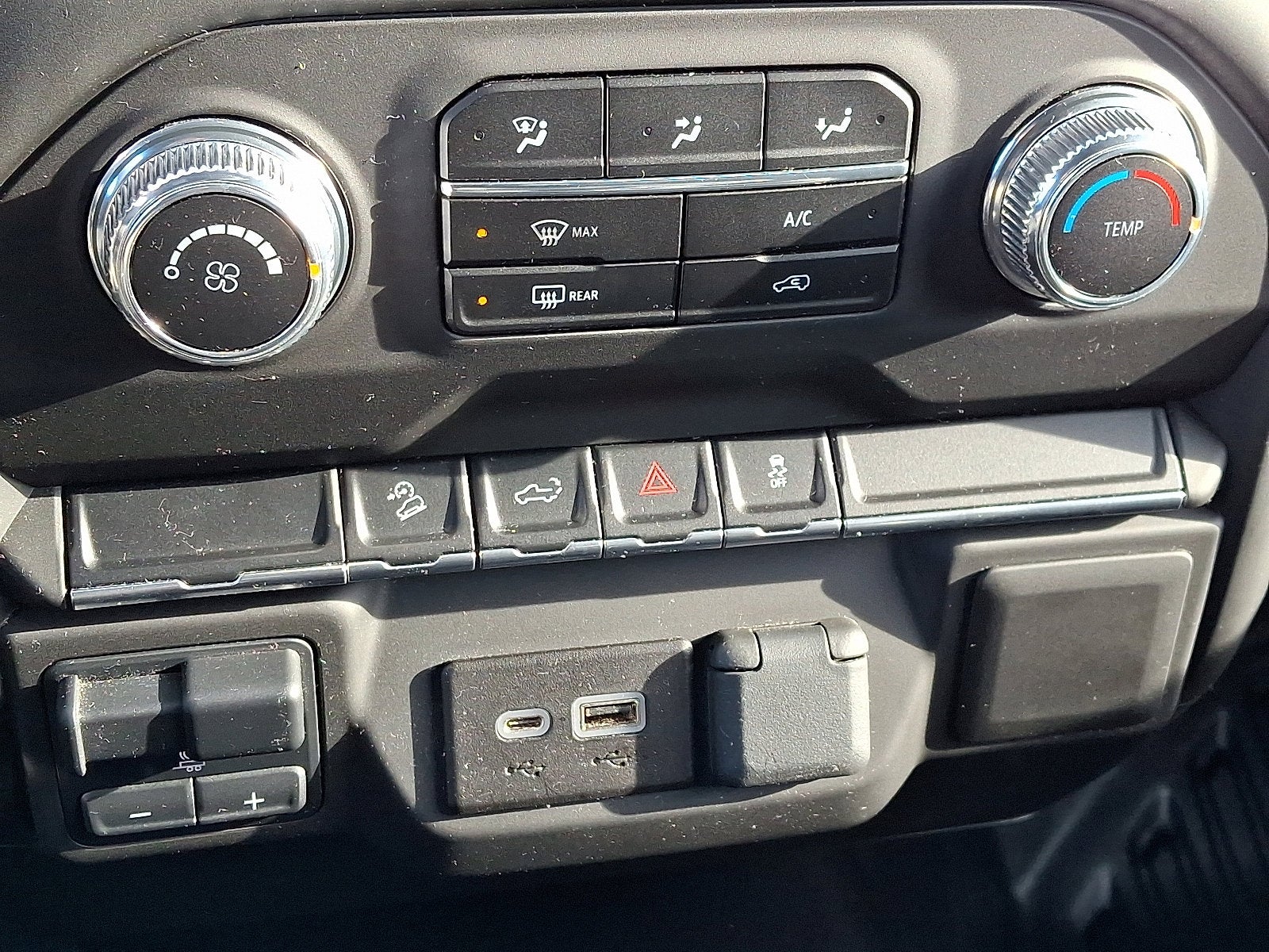 2023 GMC Sierra 2500 HD Pro