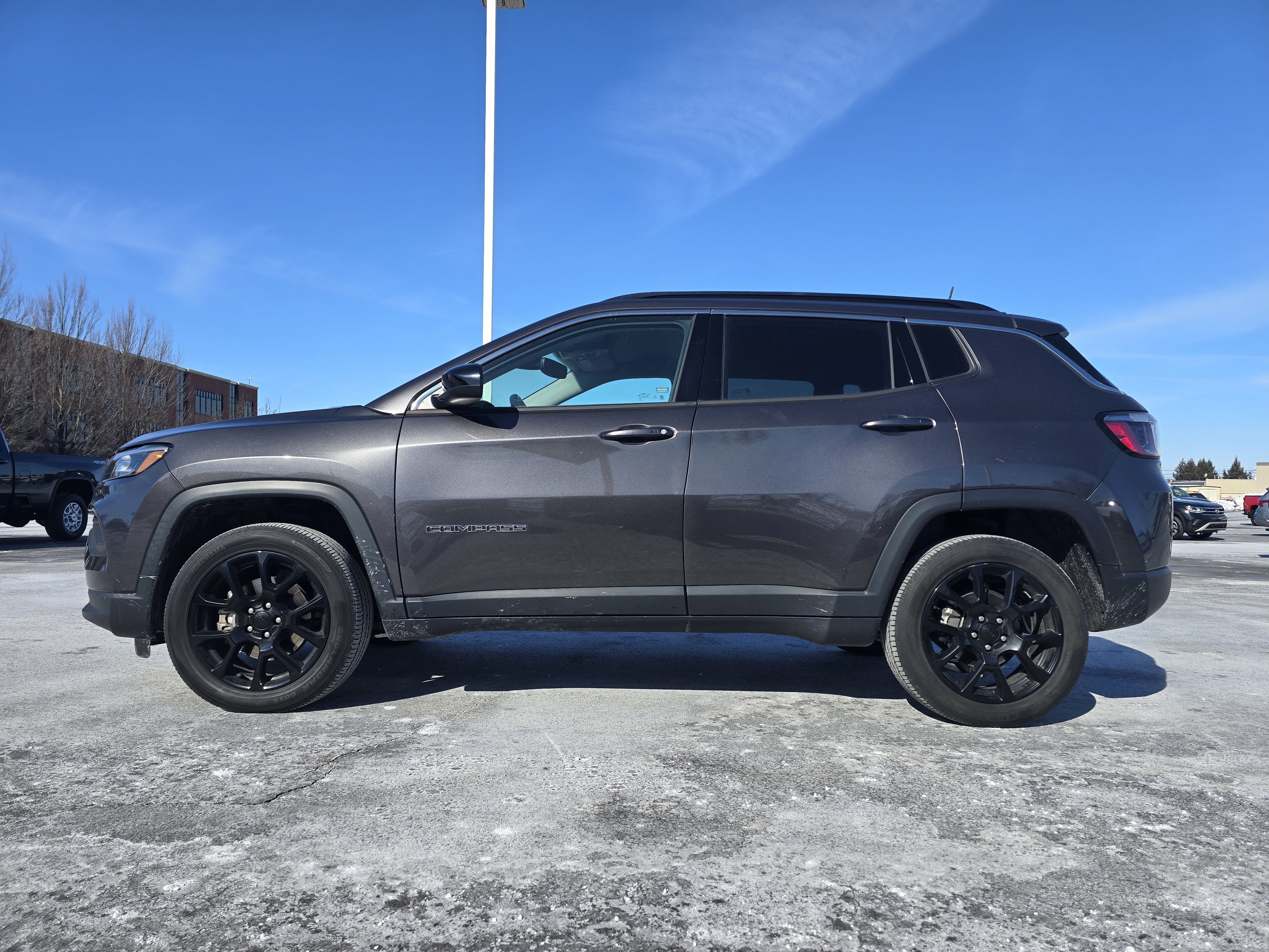 2022 Jeep Compass Latitude Lux