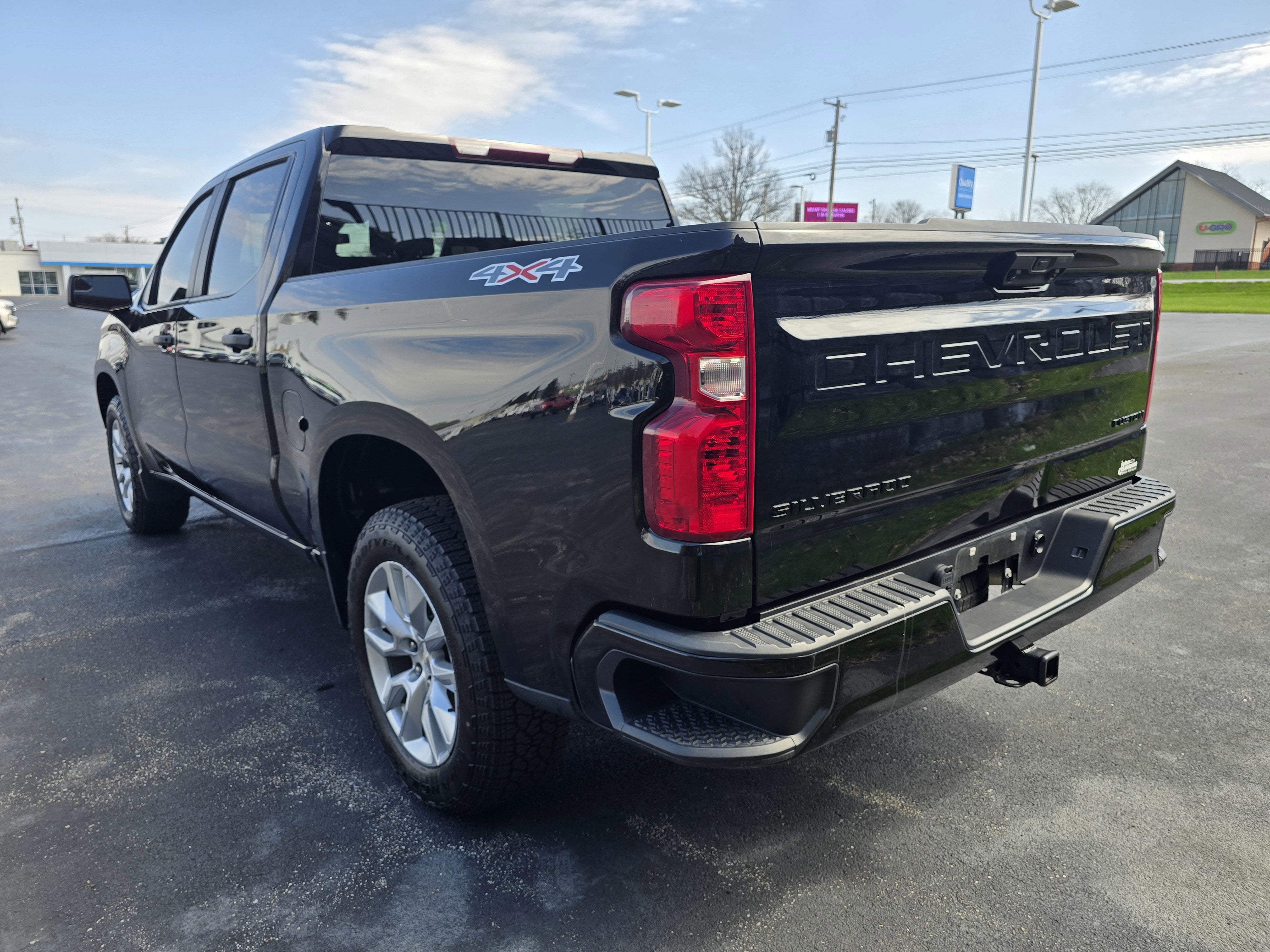 2023 Chevrolet Silverado 1500 Custom