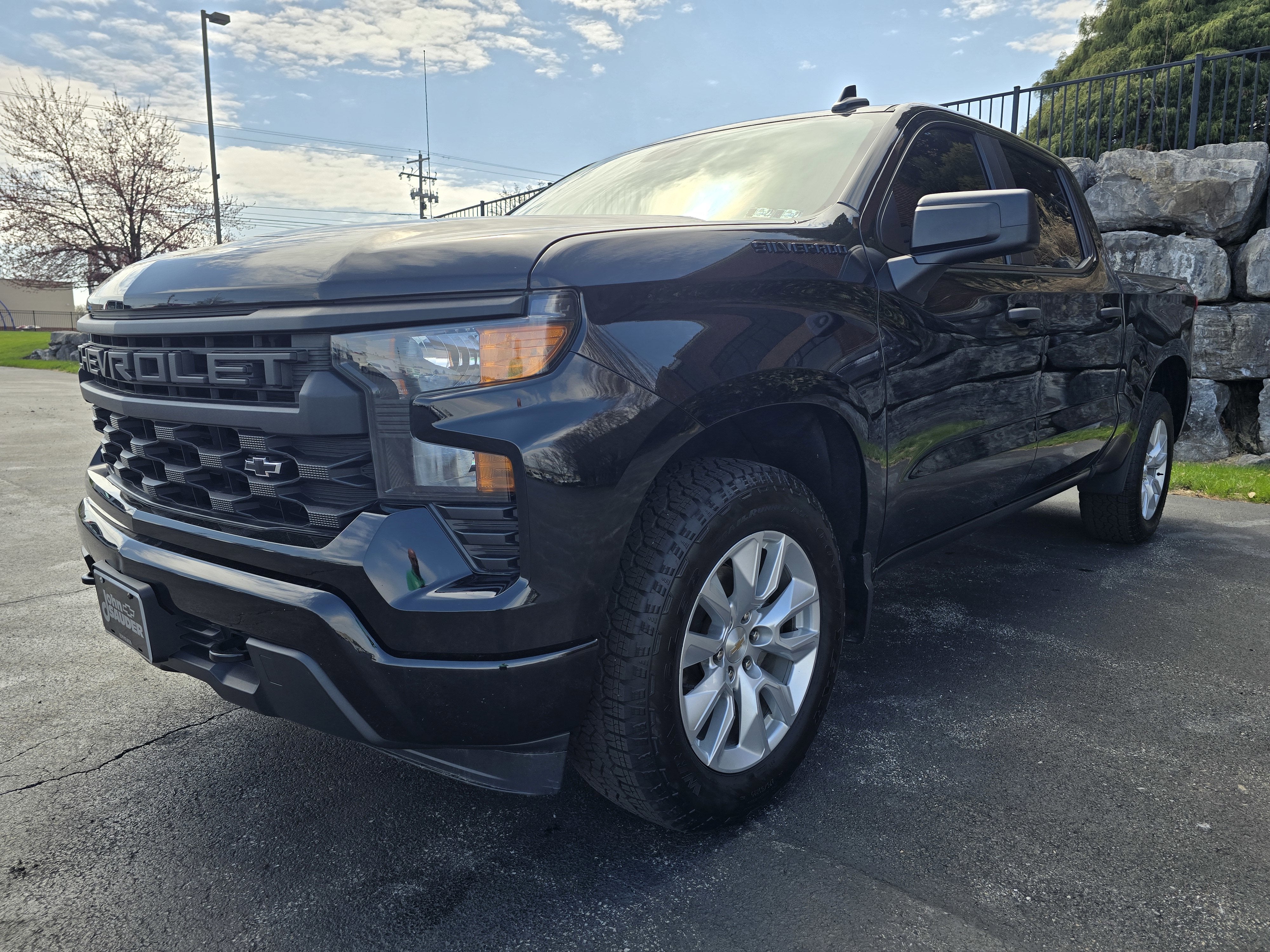 2023 Chevrolet Silverado 1500 Custom