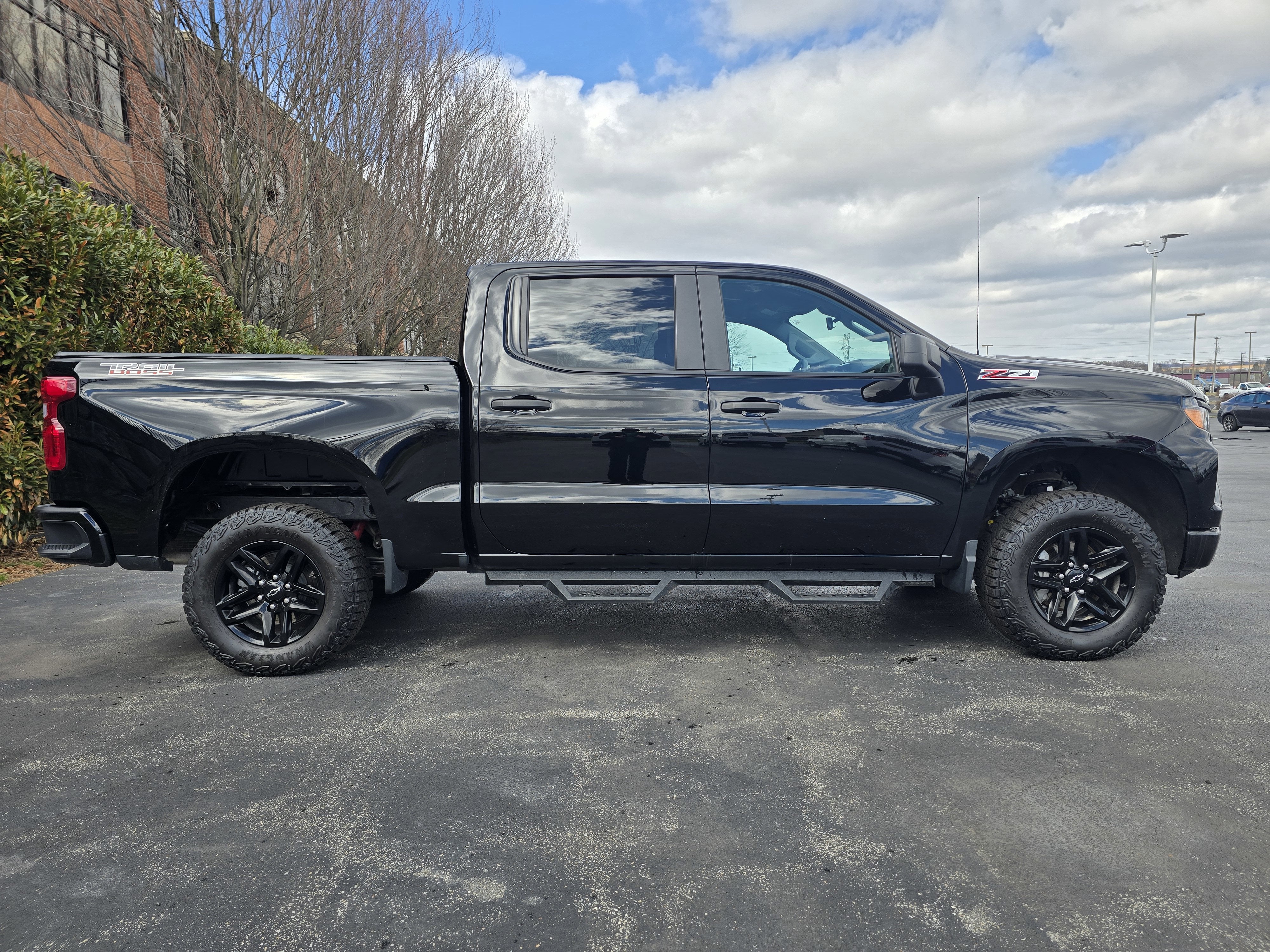 2025 Chevrolet Silverado 1500 Custom Trail Boss