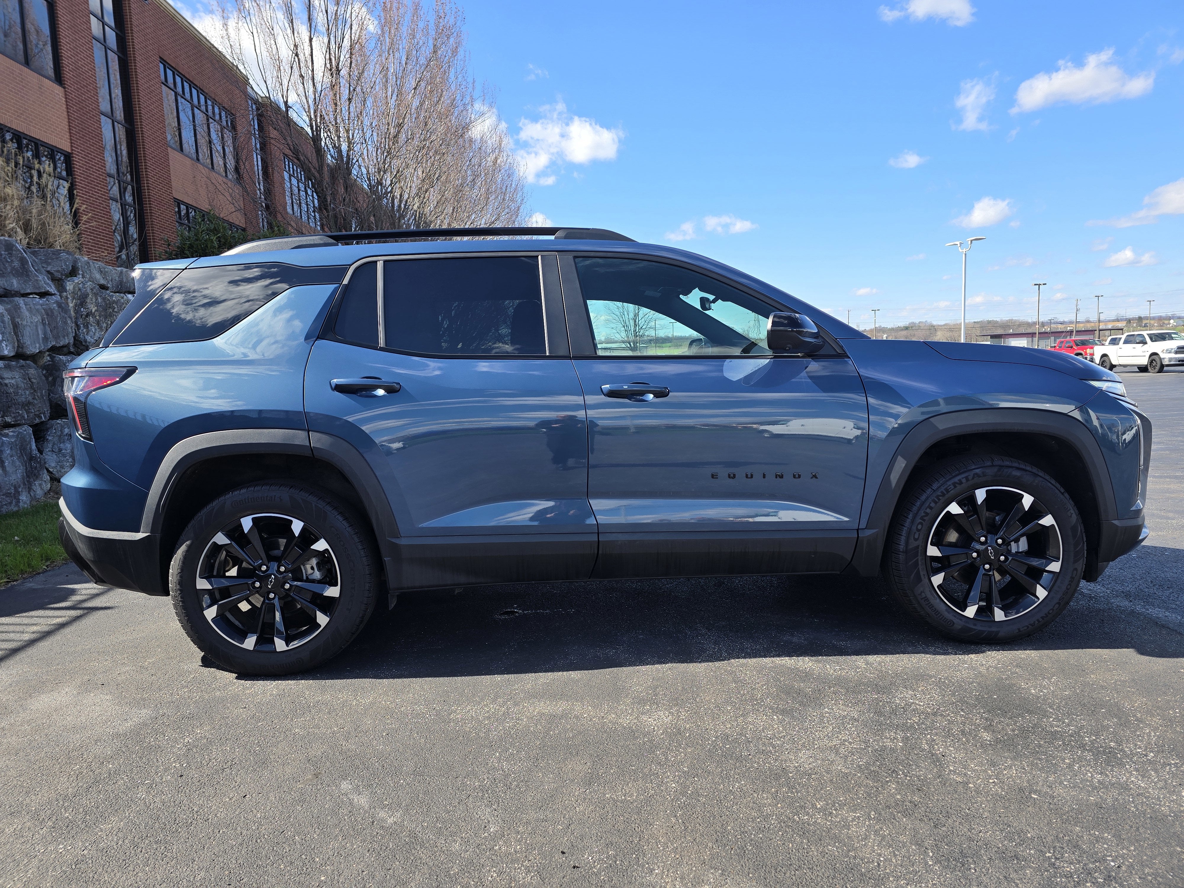 2025 Chevrolet Equinox RS