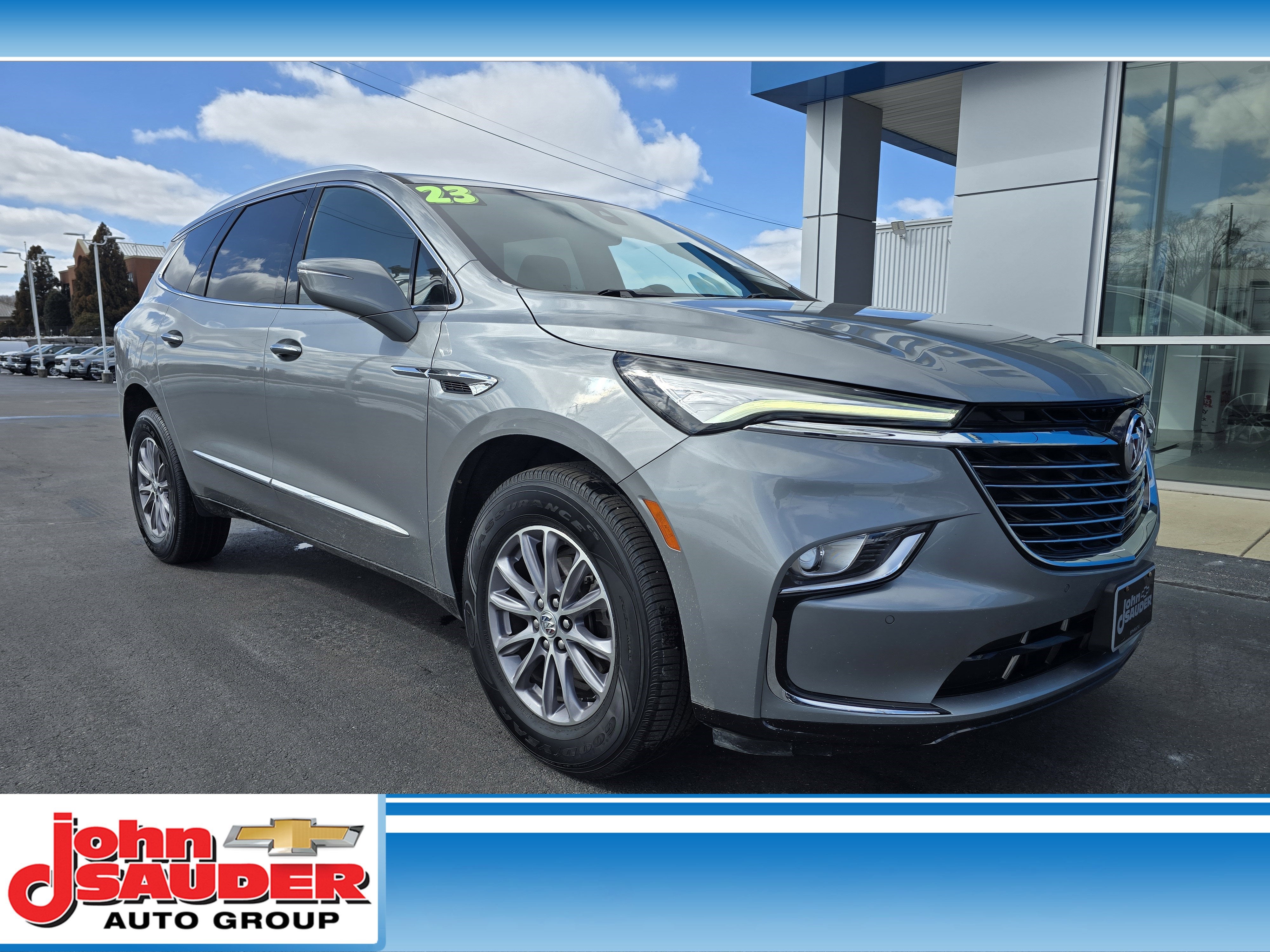 2023 Buick Enclave Essence