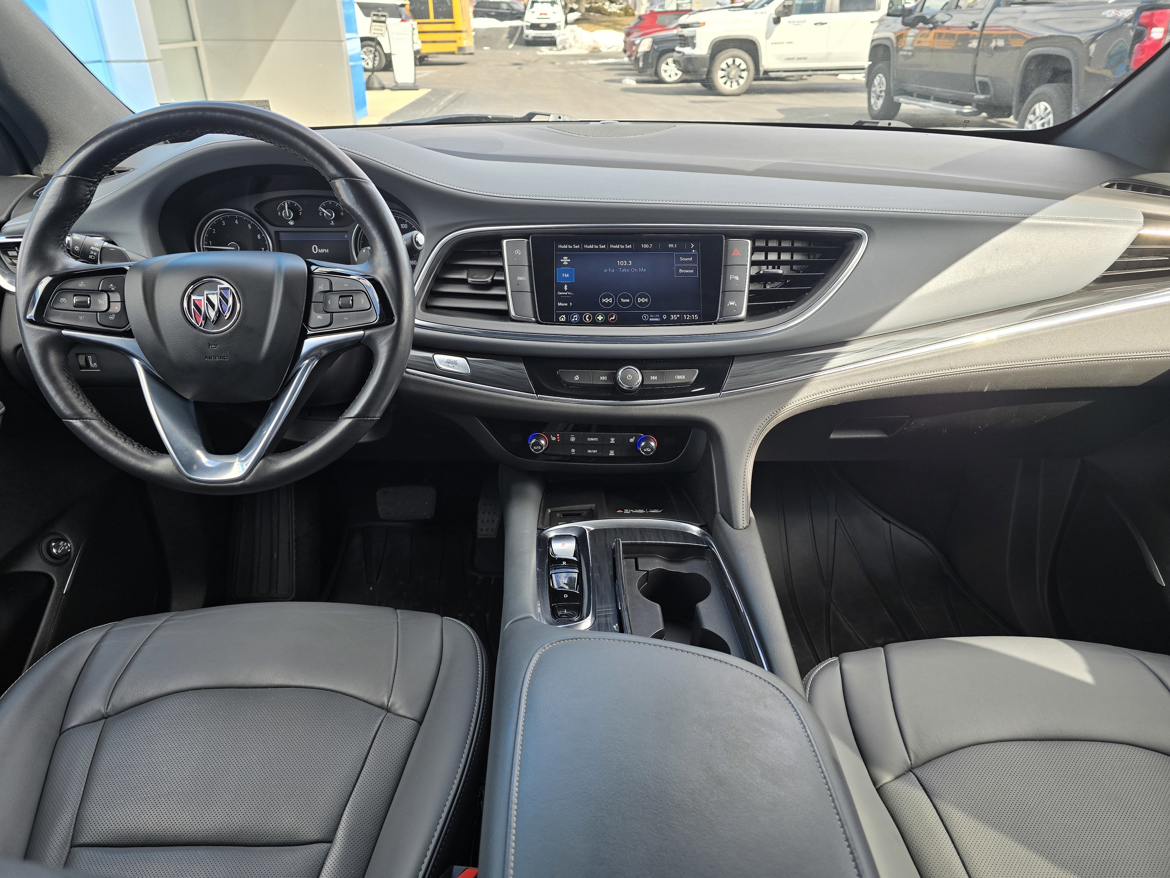 2023 Buick Enclave Essence