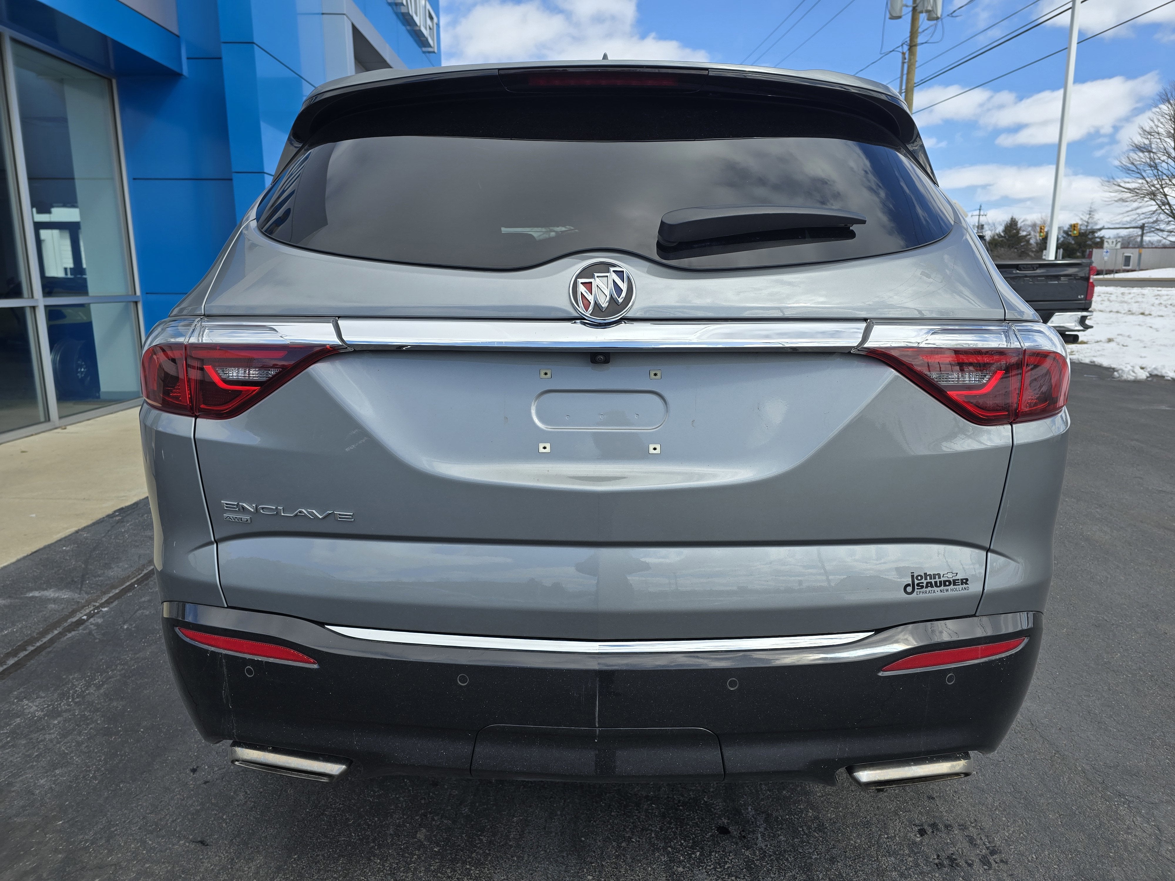 2023 Buick Enclave Essence