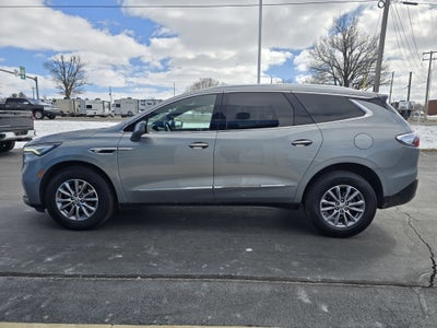 2023 Buick Enclave Essence