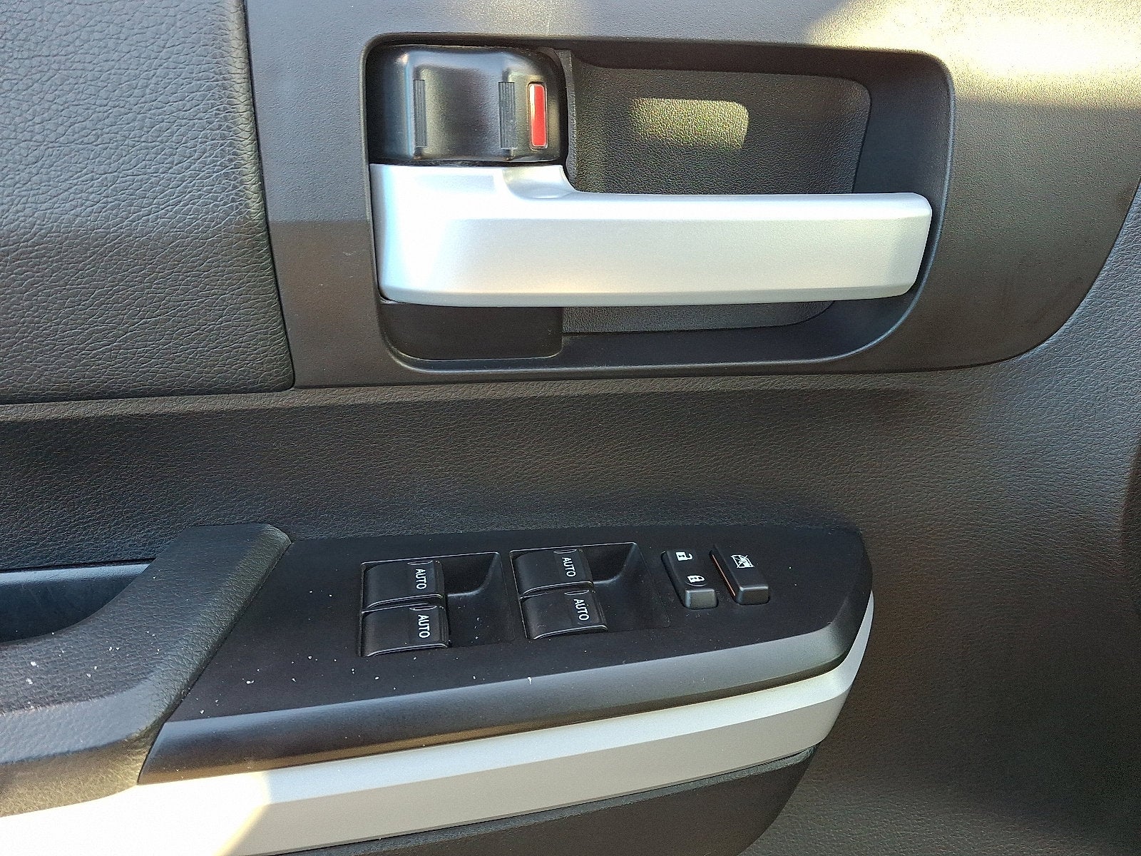 2020 Toyota Tundra 4WD SR5