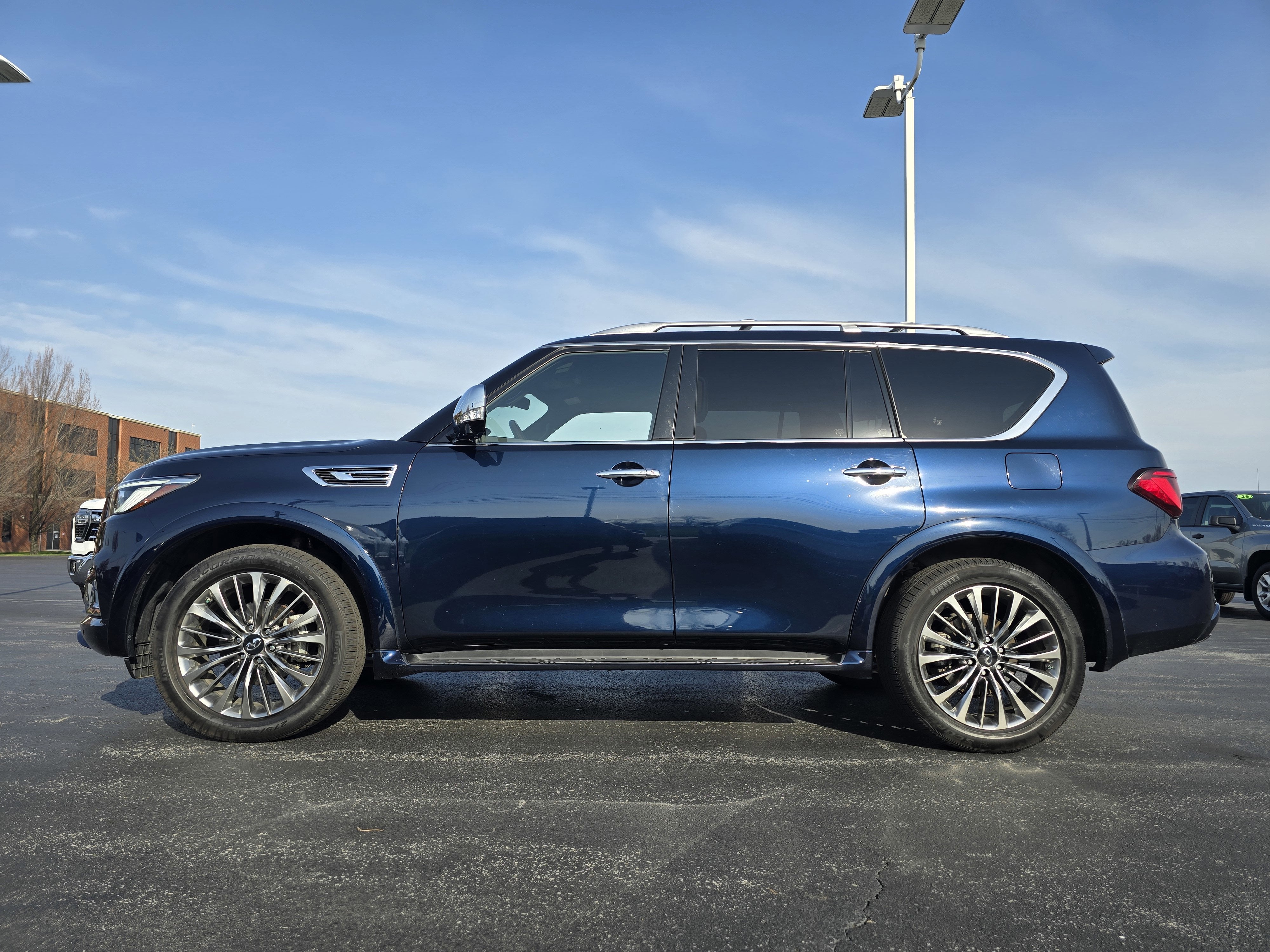 2021 INFINITI QX80 SENSORY