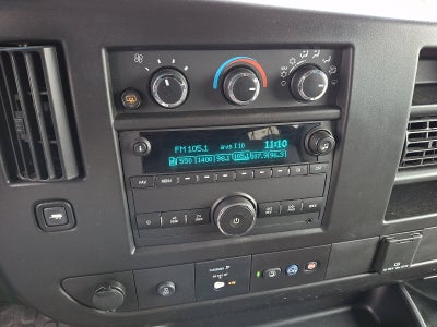 2023 Chevrolet Express Passenger 3500 1LS