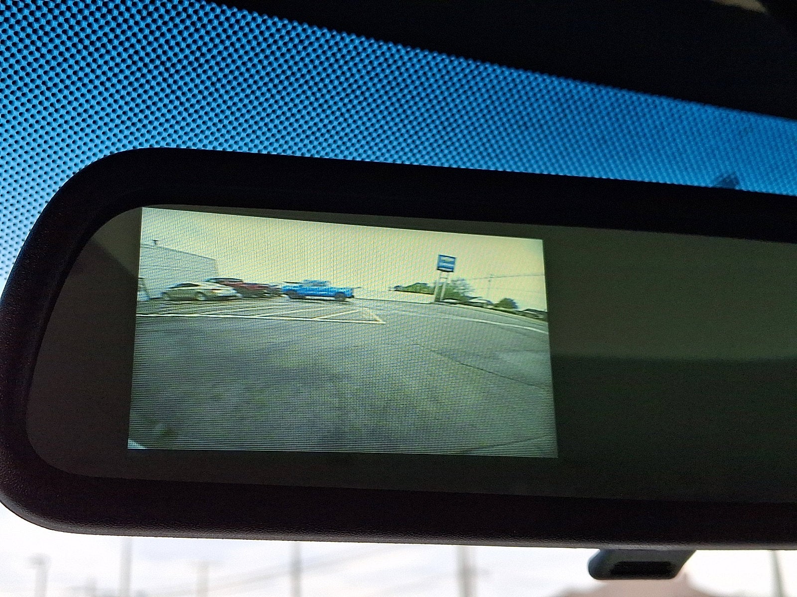 2023 Chevrolet Express Passenger 3500 1LS