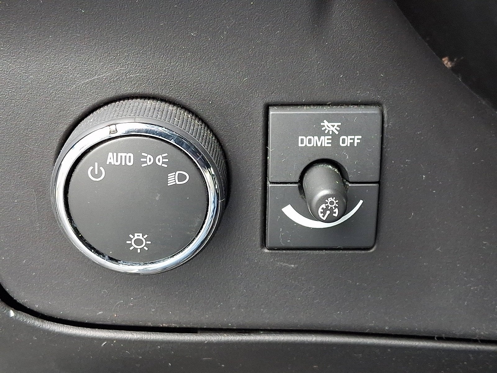 2023 Chevrolet Express Passenger 3500 1LS