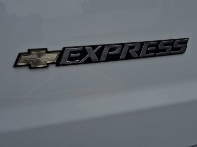 2023 Chevrolet Express Passenger 3500 1LS
