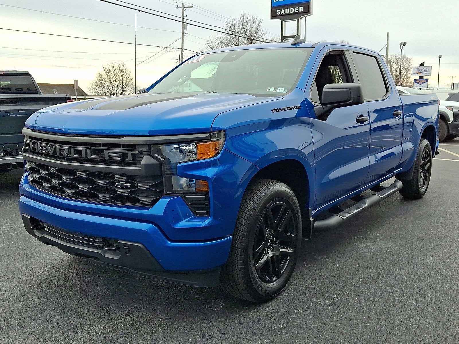 2023 Chevrolet Silverado 1500 Custom