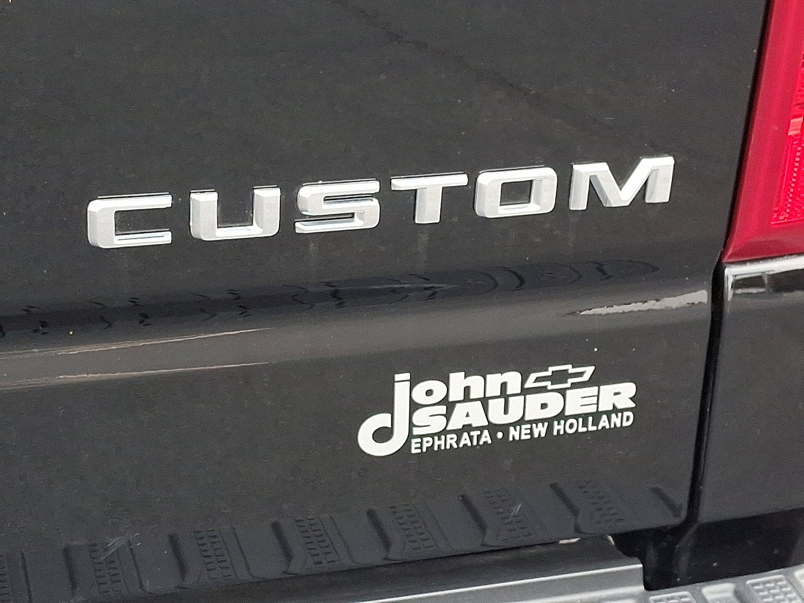 2023 Chevrolet Silverado 1500 Custom