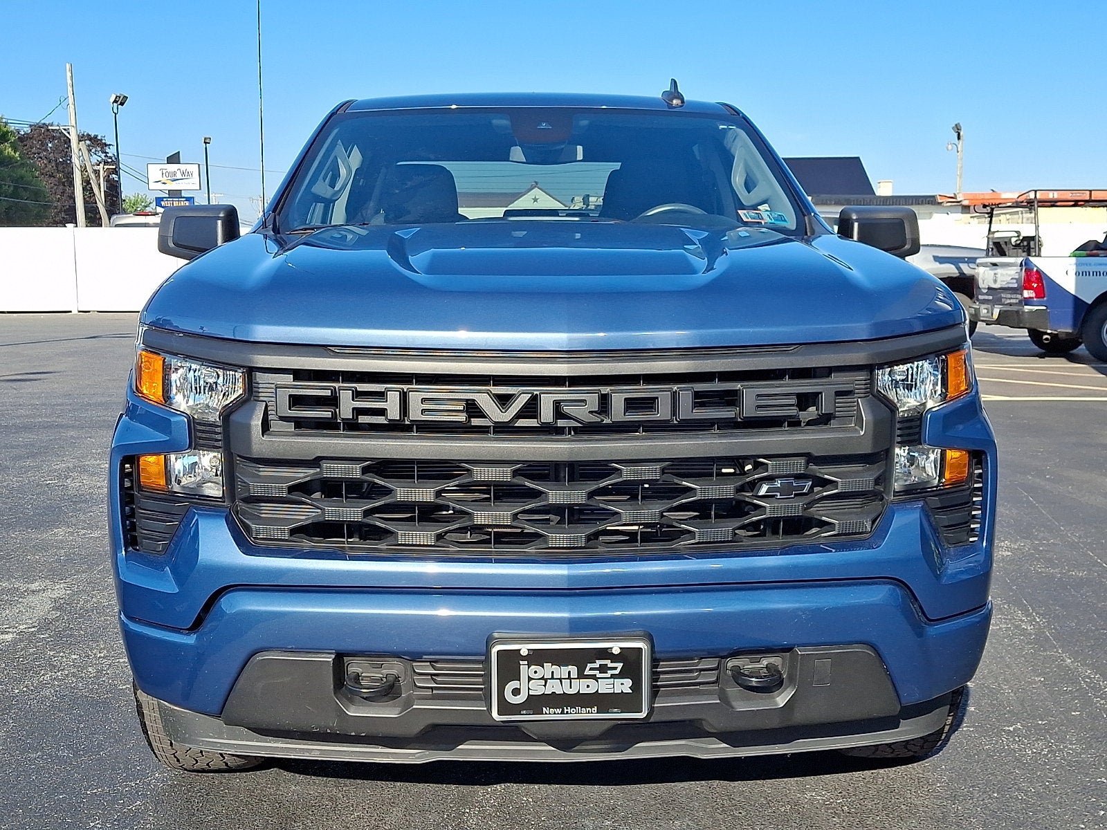 2024 Chevrolet Silverado 1500 Custom