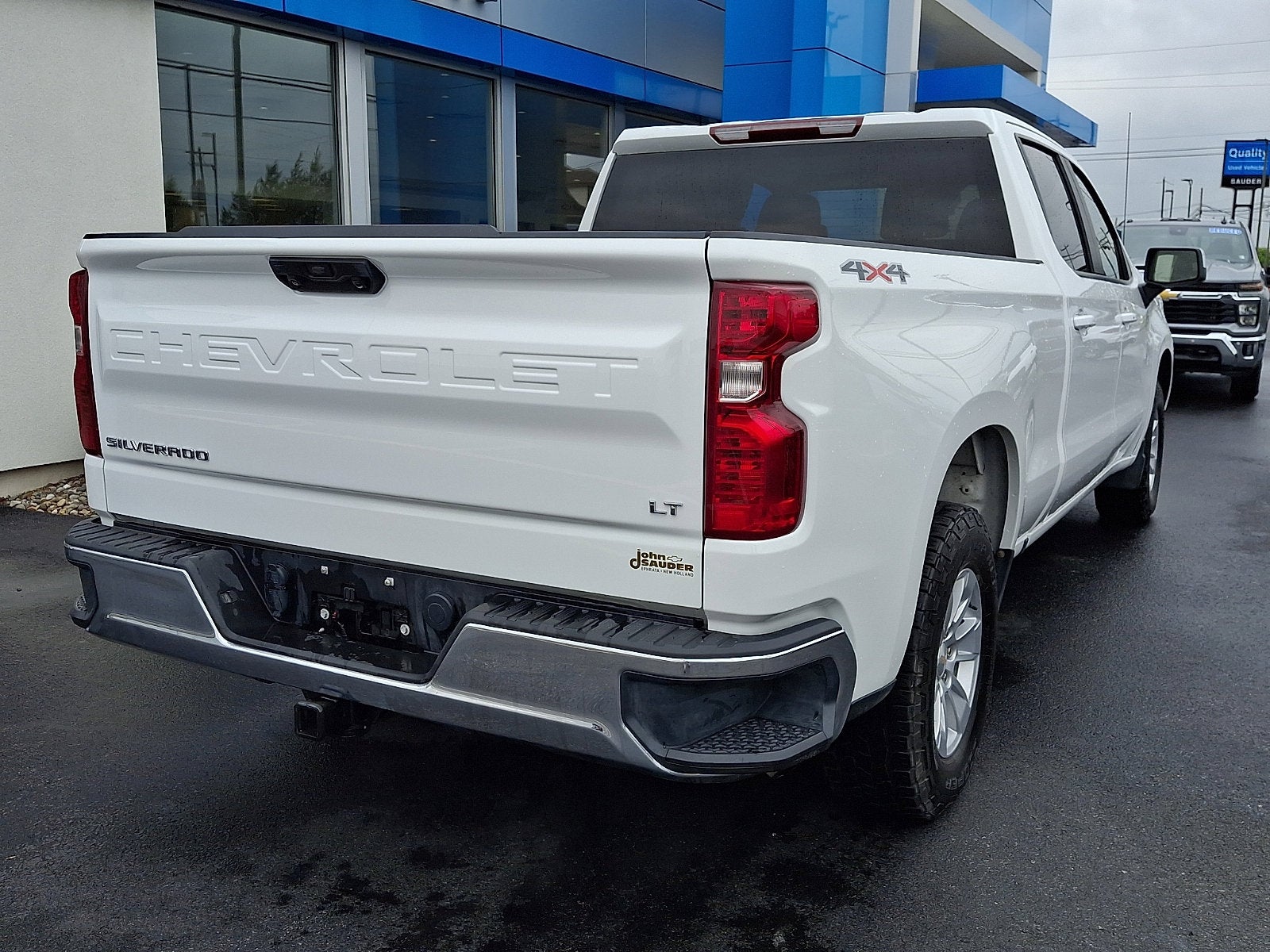 2024 Chevrolet Silverado 1500 LT