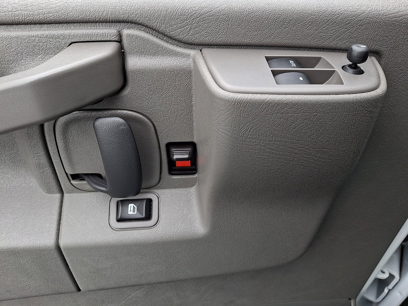 2024 Chevrolet Express Cargo 2500 WT