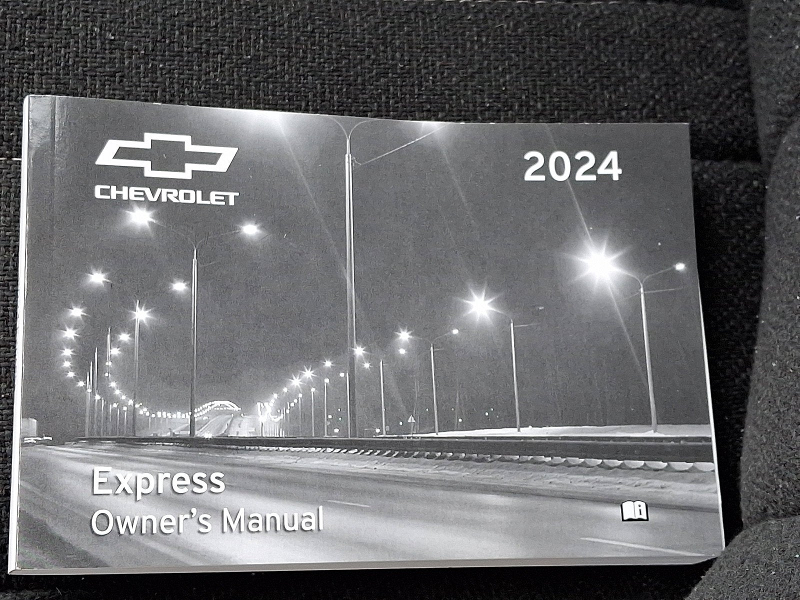 2024 Chevrolet Express Cargo 2500 WT