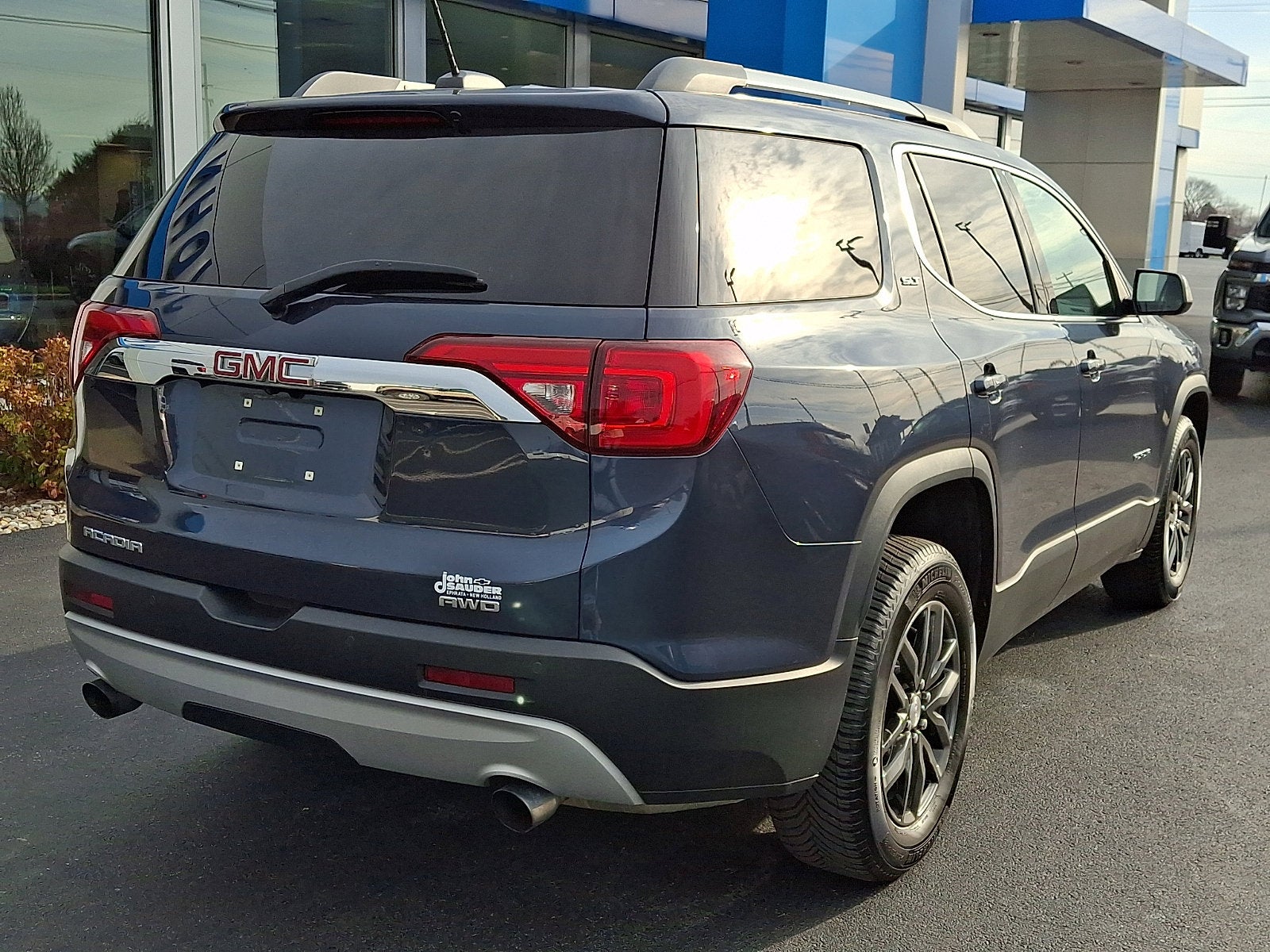 2019 GMC Acadia SLT