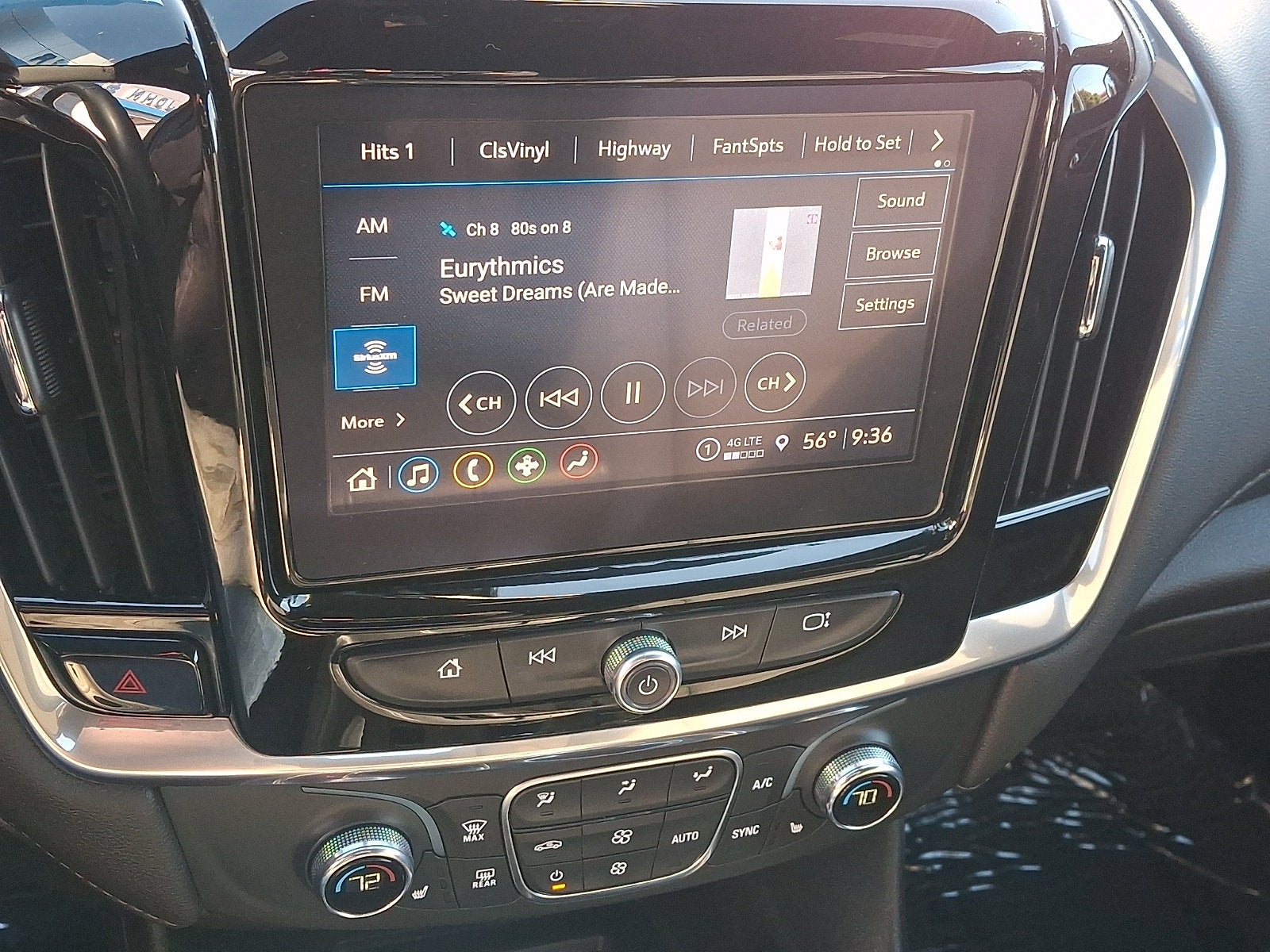 2023 Chevrolet Traverse LT Cloth