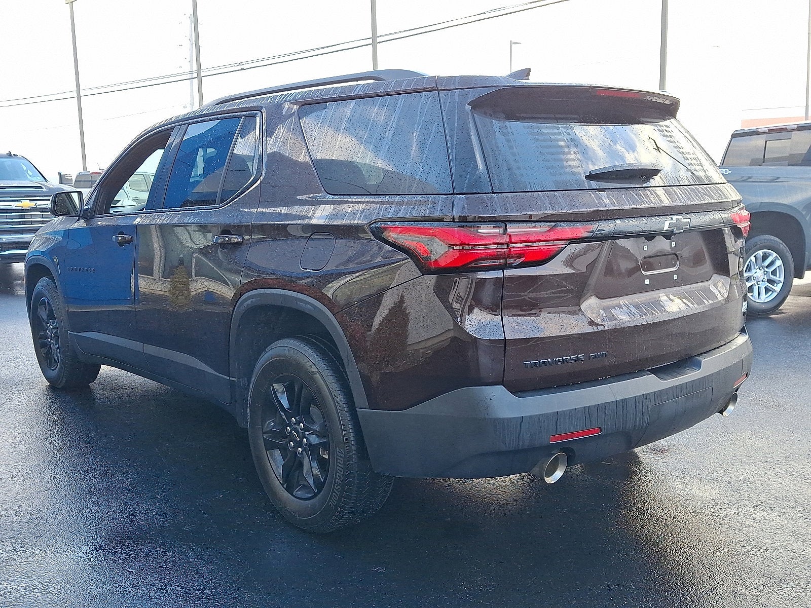 2023 Chevrolet Traverse LT Cloth