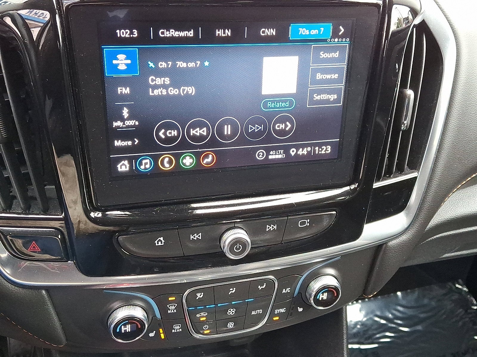 2021 Chevrolet Traverse LT Leather