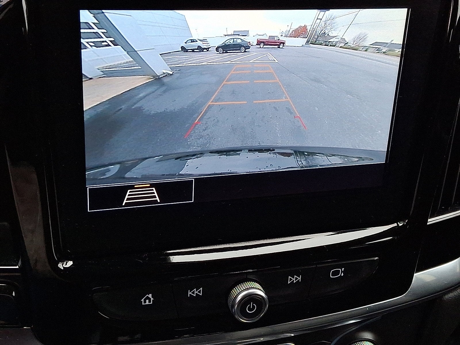 2021 Chevrolet Traverse LT Leather