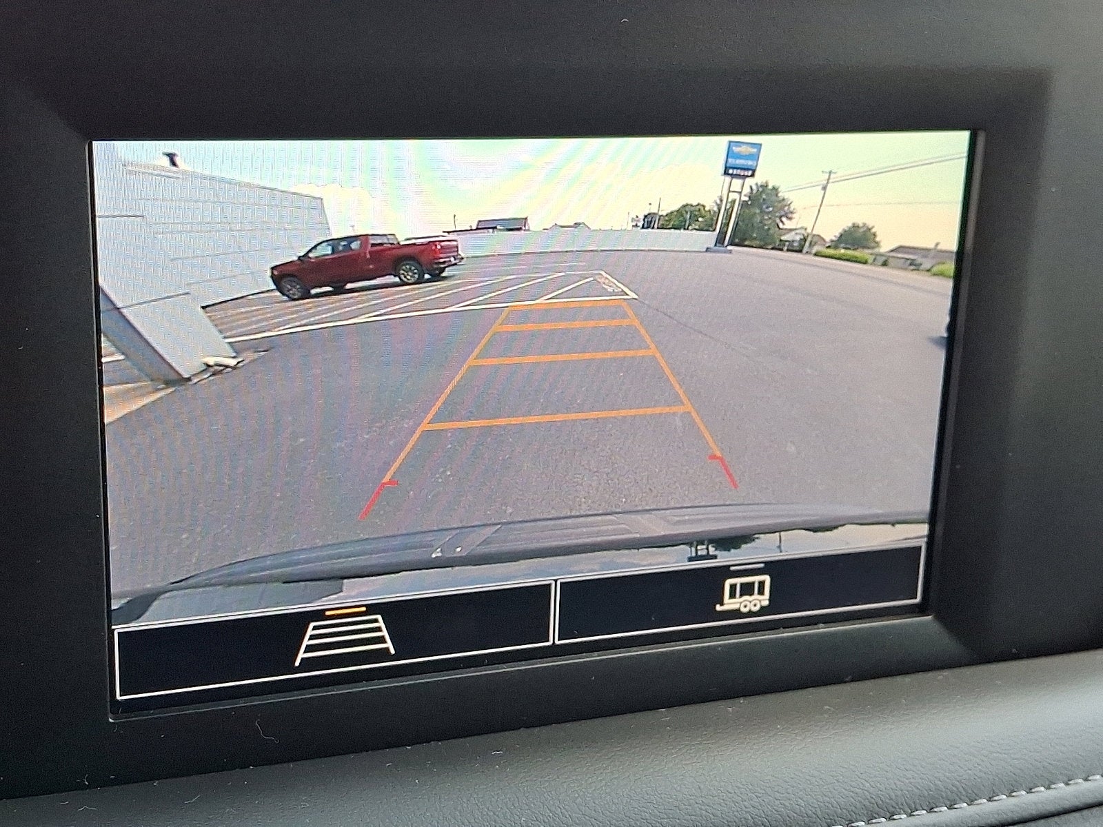 2024 Chevrolet Suburban LS