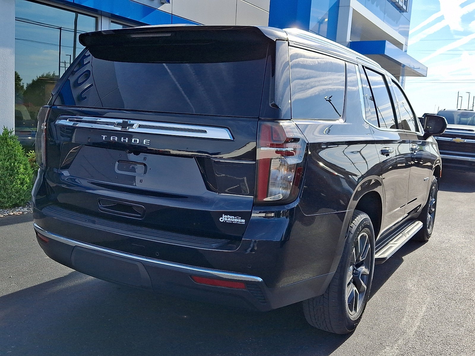 2023 Chevrolet Tahoe LS