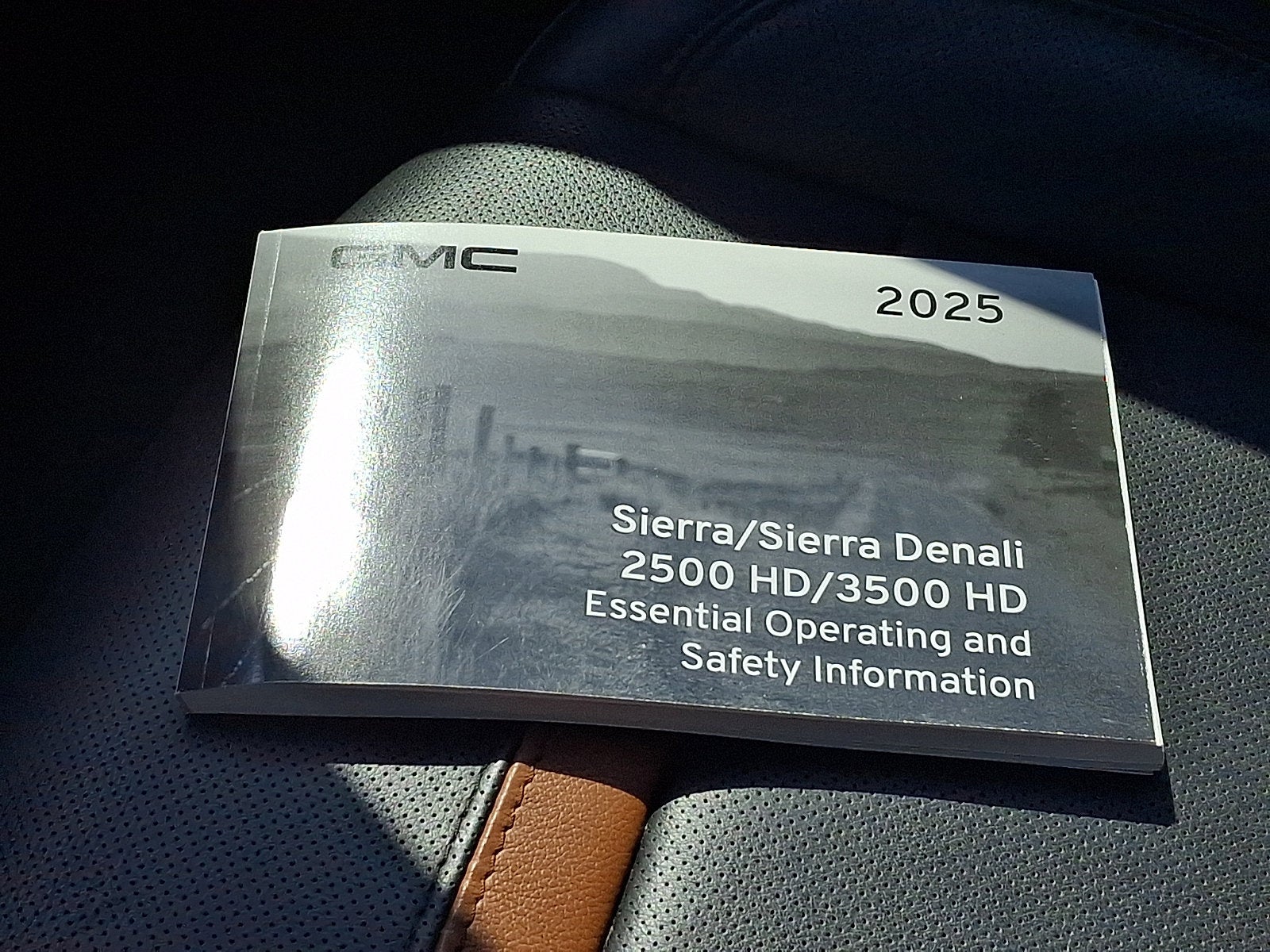 2025 GMC Sierra 2500 HD AT4