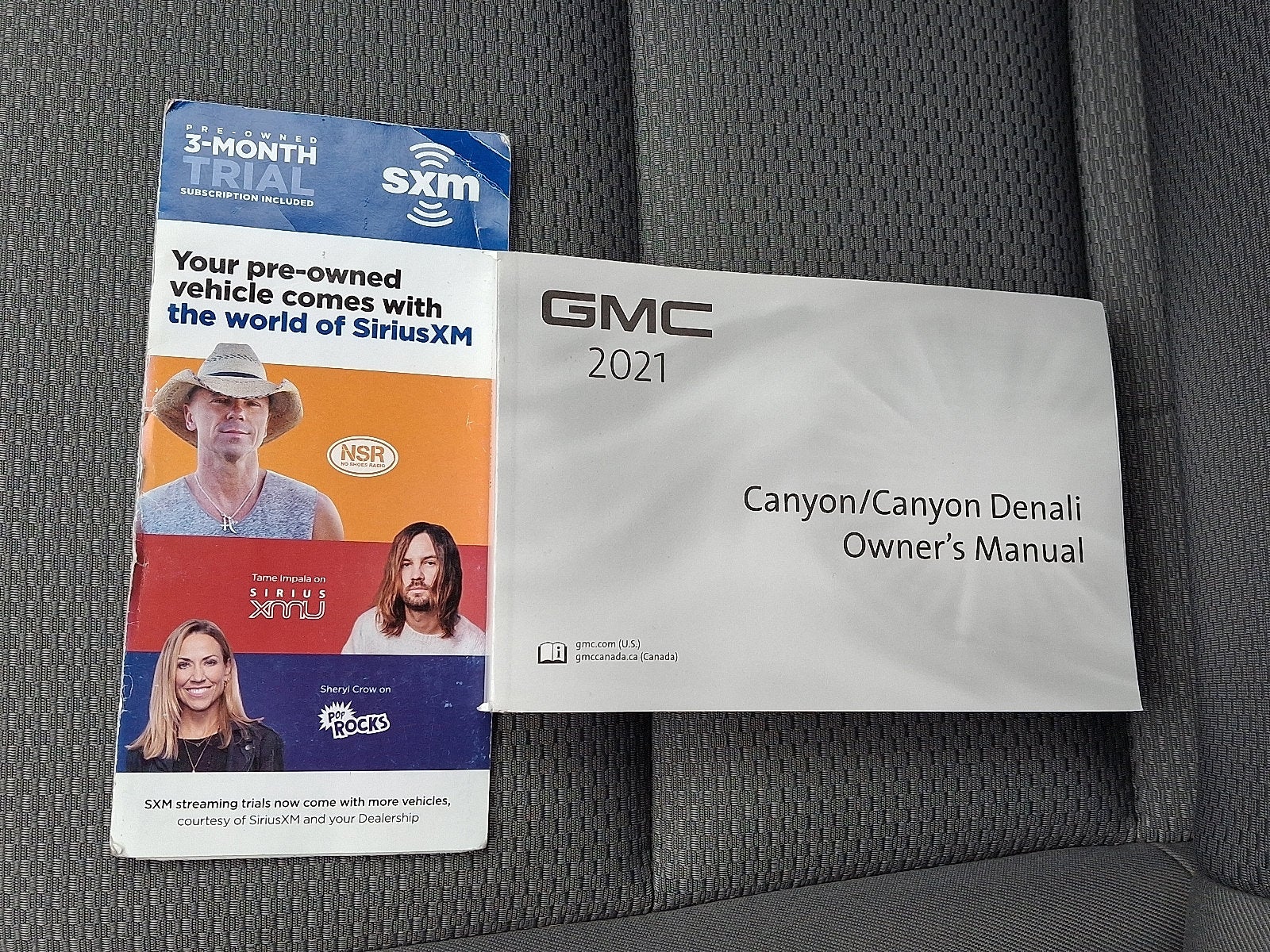 2021 GMC Canyon Elevation Standard