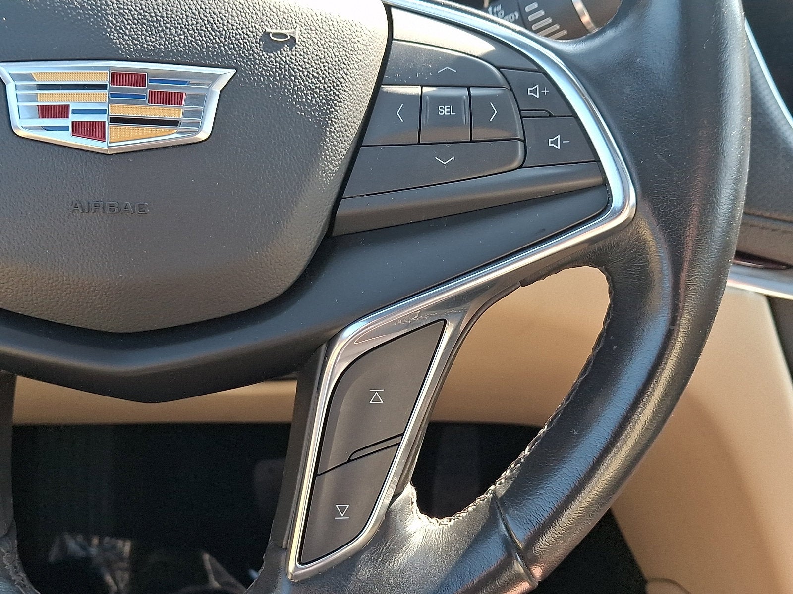 2018 Cadillac XT5 Luxury AWD