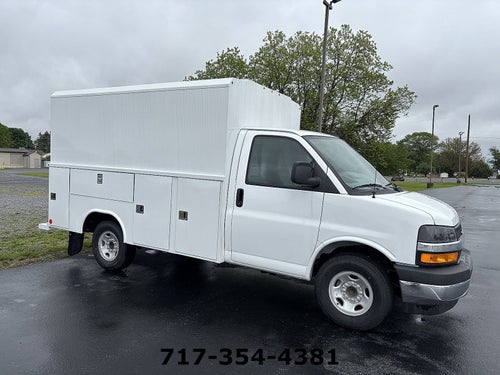 2025 Chevrolet Express Cutaway 3500 1WT