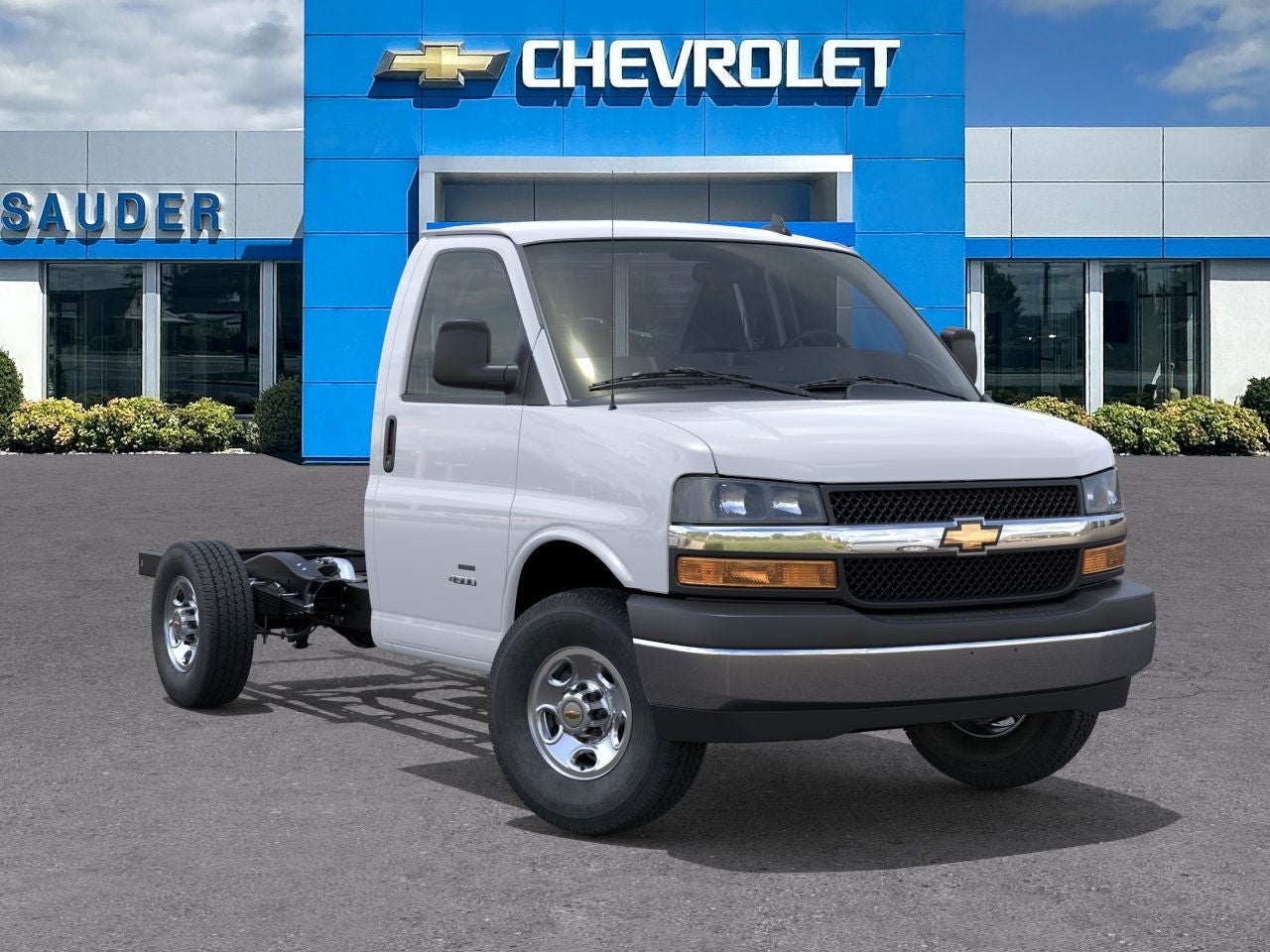 2025 Chevrolet Express Cutaway 3500 1WT