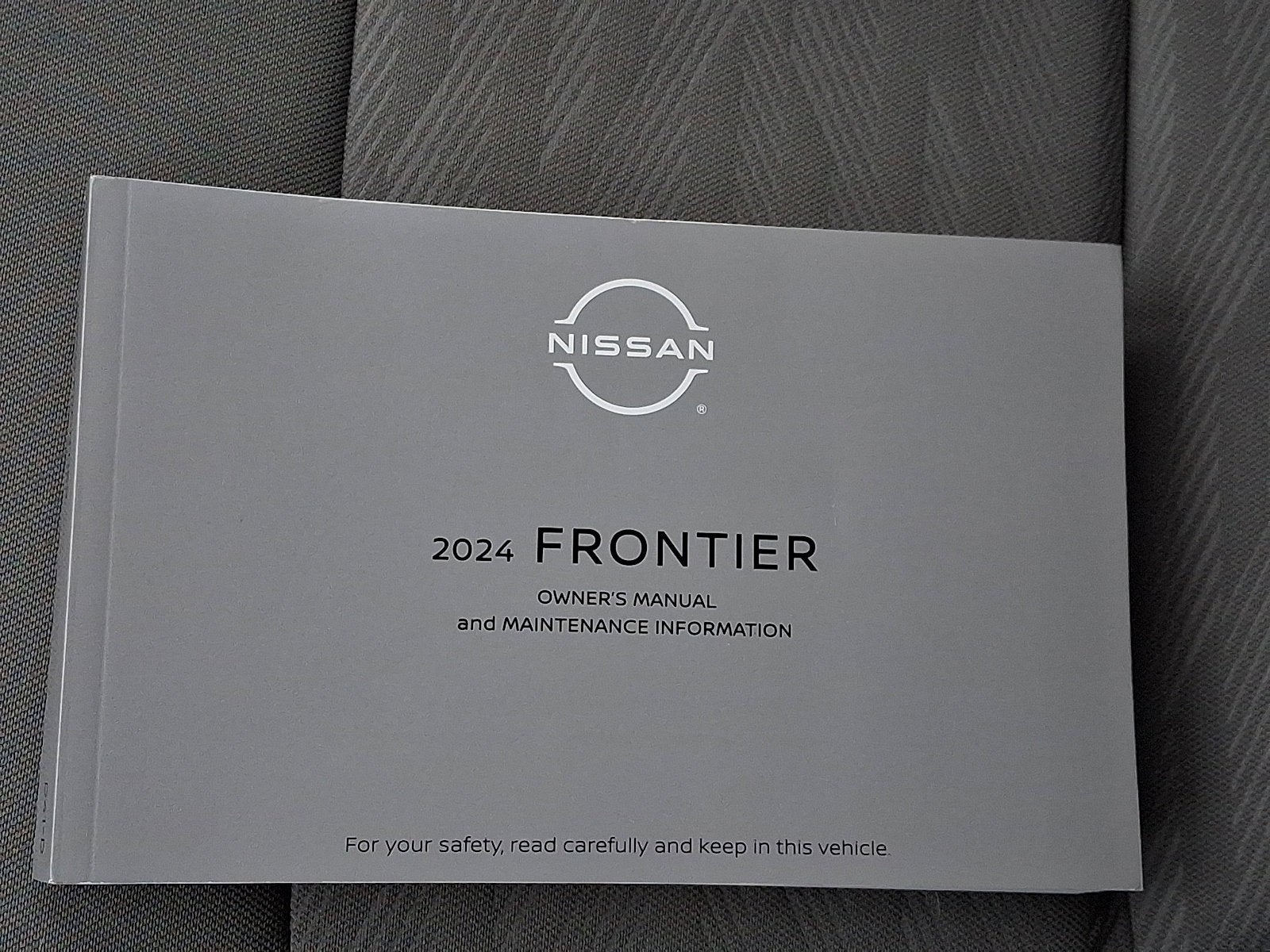 2024 Nissan Frontier SV