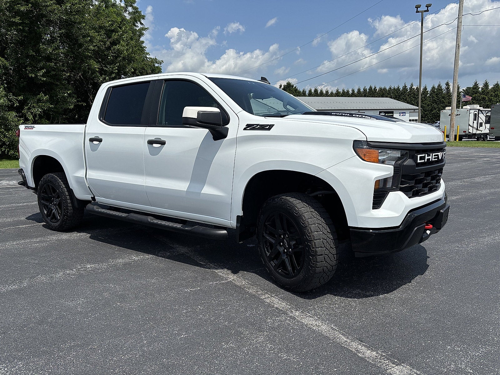 2023 Chevrolet Silverado 1500 Custom Trail Boss