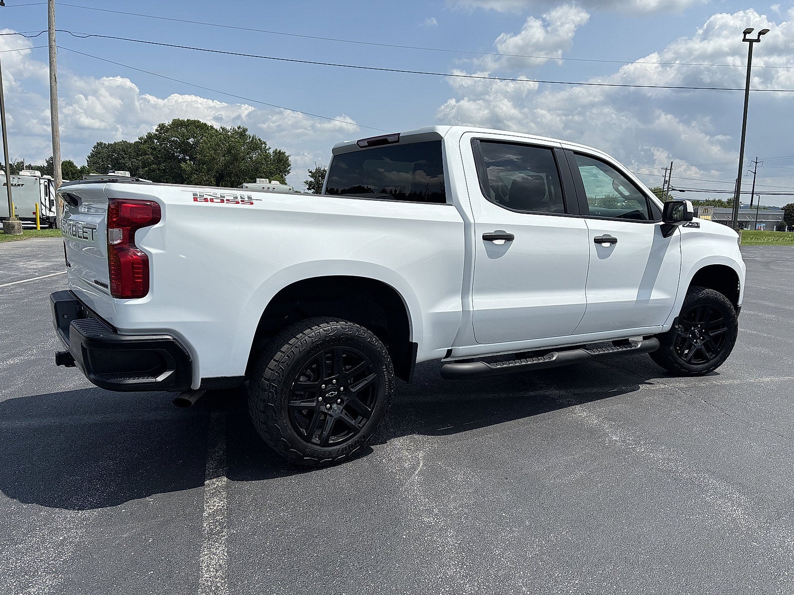 2023 Chevrolet Silverado 1500 Custom Trail Boss