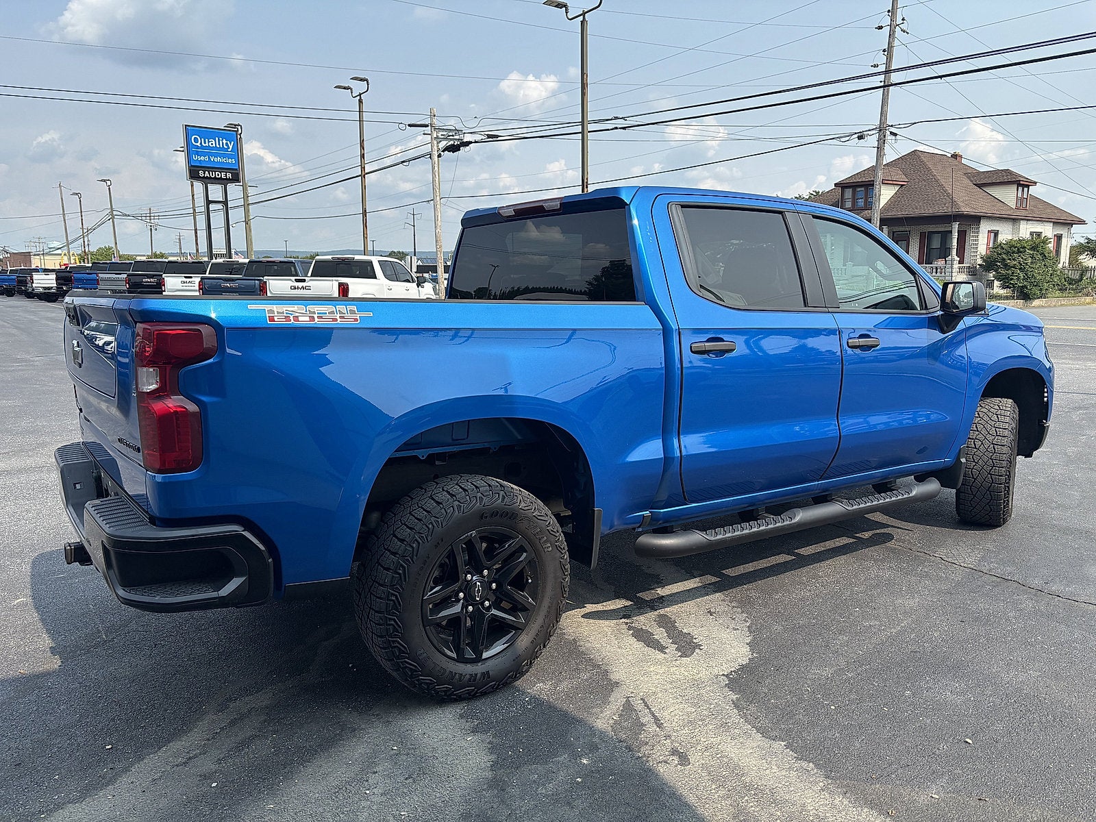 2023 Chevrolet Silverado 1500 Custom Trail Boss